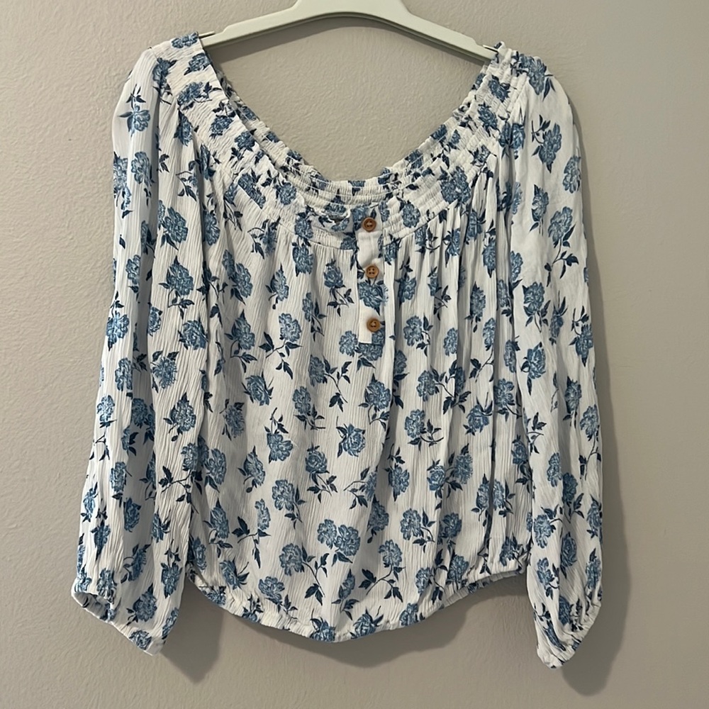 Vanilla Star Floral Crop Top